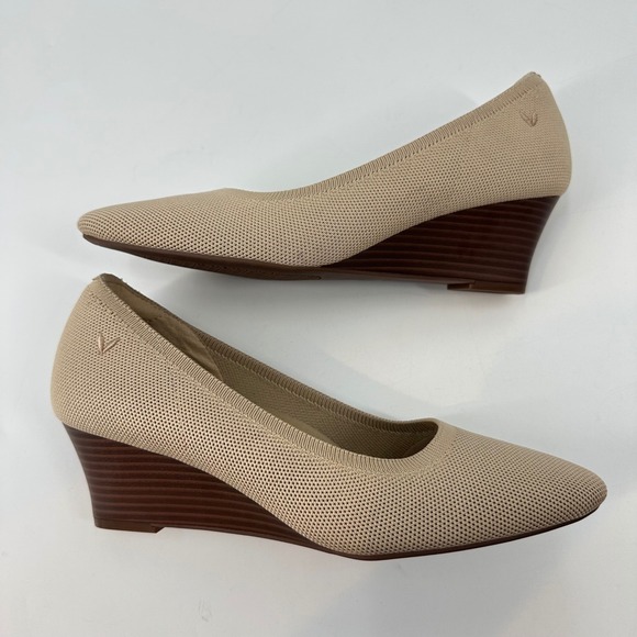 Vivaia Women's‎ Pointed Toe Aria Wedge Shoes Sz 39 in Almond - Picture 8 of 9
